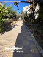  3 فيلا عائلية فاخرة / في أرقى واجمل مناطق خلدا ، باجرة مغرية / اعلان رقم (V6)