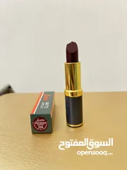  11 Medora Lipsticks