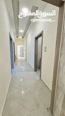  7 شقق جديده من المالك/ مجمع عمان مقابل الكارفور