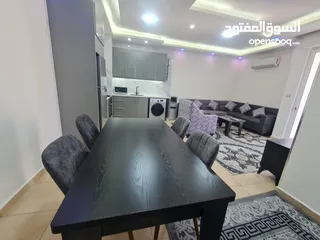  16 شقة مفروشه فخمه للايجار (عائلات فقط )