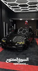  11 BMW 330i سيارة