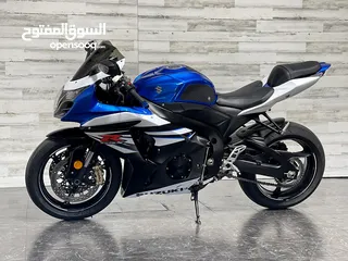  2 2014 Suzuki GSX-R1000