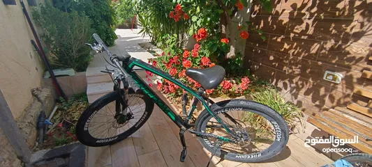  1 بسكليتات / دراجات هوائيه عدد 3 مع غيارات بحاله ممتازه