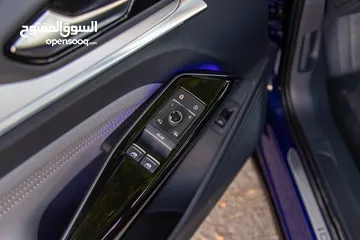  11 Volkswagen ID.4 Corzz Pro 2024    عداد صفر  Zero Mileage   السيارة الكهربائية الافضل