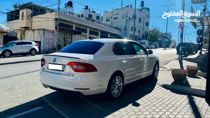  1 سكودا سوبيرب ديزل 2014 فل اضافات مع فتحه دهان الشركة موجوده في الخليل للبيع أو البدل