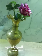  2 فازه نحاس ثقيلة نقش إبرة بحاله ممتازة جدا جدا