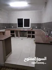  9 بيت للايجار