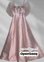  3 فستان سهرة باللون الزهري البارد مقاس ميديام جديد ملبوس مرة واحده فقط