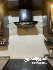  2 مطبخ ألمنيوم خشابي مع شفاط ورخام للبيع