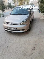  4 تويوتا اكو ( يارس) موديل 2005 بحال الوكالة اتومتيك للبيع اوللبدل على أقل سعر