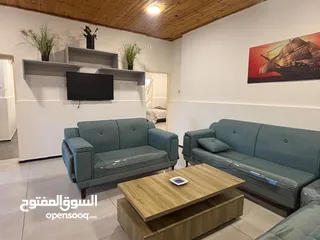  7 شاليه فاخر جدا للايجار اليومي في الغور الشونة الجنوبية