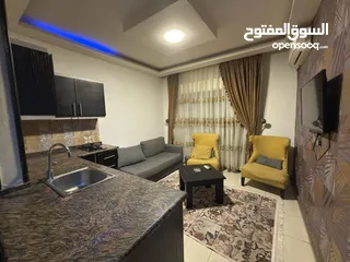  2 شقق مفروشة للإيجار الشهري / الدوار السابع خلف كوزمو قريب من جميع الخدمات