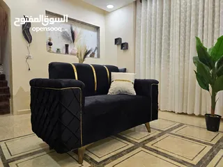  3 طقم كورنر اسود مذهب