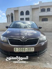  1 سكودا رابيد 2018