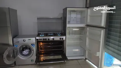  4 التواصل واتس او على التطبيق بكج عرسان بحاله ممتازه ثلاجة وغاز 90سم كريازي وغسالة سامسونج 9 كيلوو