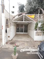  7 موقع في ام اذينه  يصلح لانشاء مطعم او مني ماركت او صالون سيدات