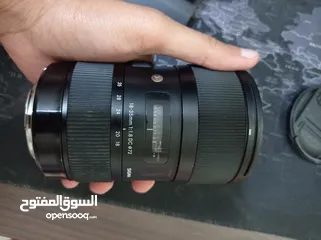  1 عدسة سگما للكانون 18-35 فتحة f1.8