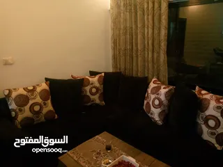  2 طقم كورنر بحاله ممتازه