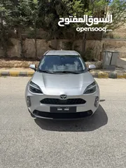  4 تويوتا يارس كروس 2023 للبيع