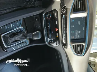  11 هيونداي ايونيك 2018 بحالة ممتازة للبيع كاش