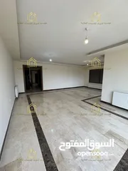  18 شقة سوبر ديلوكس - الرابية - 4نوم 2ماستر - 230م - بلكونتين بإطلالــــه مميزة - قرب الخدمات العامة