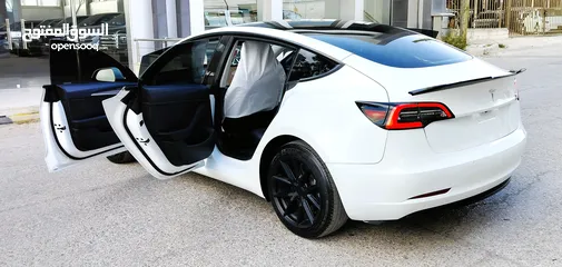  29 تيسلا 2022 model 3 فحص كامل اوتوسكور +B بدون ملاحظات بودي (كرت ابيض) بحالة الوكالة بسعر لقطة ومحرووق