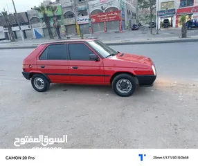  4 شكودا  هاتش باك 1994