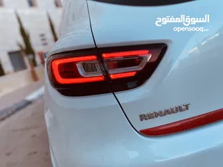  14 رينو كليو ديزل فل فل مع سقف بانوراما للبيع