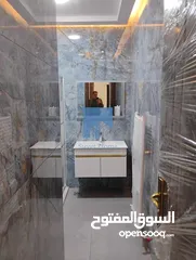  9 شقة فاخرة للبيع في الجاردنز  - خلف الدستور 155م مع ترسات 150م تشطيب سوبر ديلوكس لم تسكن