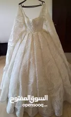  7 فستان زفاف جديد استعمال مرة واحدة فقط للبيع بسعر مغري
