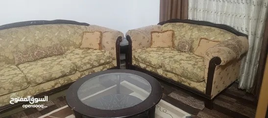  1 طقم كنب للبيع خشب زان ثقيل مع طقم طاولات زان ثقيل