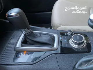  13 مازدا زوم 3 -  2019  بسعر 11600 دينار  كاش لون سلفر    لم تعمل سياحي او تطبيقات نهائي