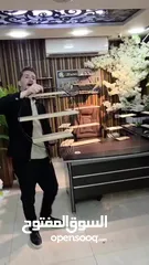  8 في كل بيت في زاوية فاضية بتحكي “بدي لمسة ذوق وهاي الرفوف الحديد والخشب هي اللمسة اللي بتكمل المكان