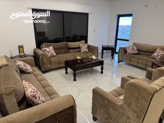  1 طقم كنب يصلح ضيوف ويصلح جلسة اسفنج مريح جدا
