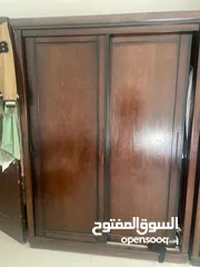  4 مجموعه أغراض  غاز وخزانه وطاوله وسرير وطاوله تلفاز