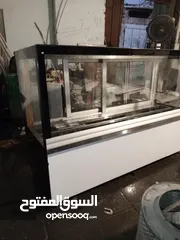  4 ‏ثلاجة عرض جاتو مع مساحه تخزين وتبريد