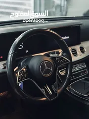  2 Mercedes E220