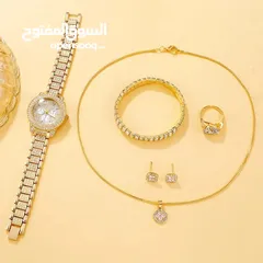 3 Quartz watch with jewelry set