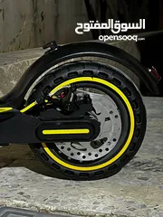  9 سكوتر كهربائي e-scooter