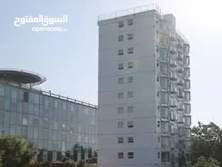  1 شقه للبيع في زاوية الدهماني عماره جديده و تشطيب ممتاز مساحتها 220 متر