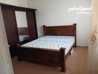  4 ستديو مفروش للايجار