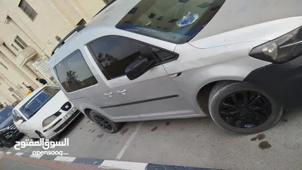  3 سيارة مناسبة