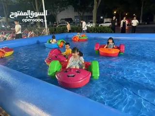  1 قارب بدالات اطفال للبحر وبرك السباحة والنهر مع نطاطه بهلوانيه  التنتين للتاجير للشاليهات