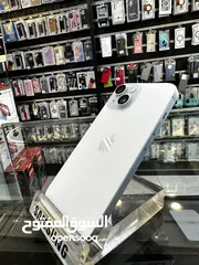  1 iPhone 15  128GB بطارية 98% تب نضافة مش مفتوح ولا مغير فيه اي اشي وارد امريكي esim  (مش مشفر)
