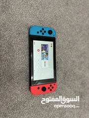  2 نينتاندو سويتش أمريكي مستعمل 3 اشهر بحاله الوكااااله ولا خدشه يا دوب مستعمل مع لعبه ماريو هديه
