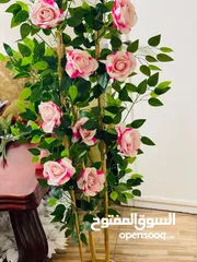  17 أشجار زينه ورد صناعي   متوفر لون احمر فقط  شغل بيتي مرتب بزبط داخلي و خارجي للمنزل وللغرف و للمداخل