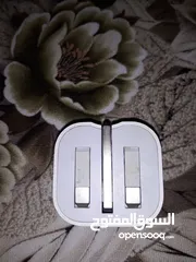  3 ايفون الاصليه