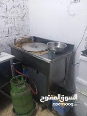  2 عدة مطعم حمص وفلافل ب 150دينار