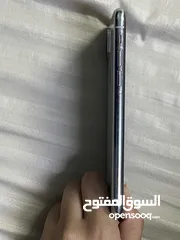  2 ايفون XS بحاله جيده قابل للتفاوض