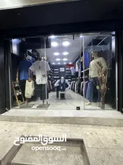  4 محل البسه للبيع المستعجل